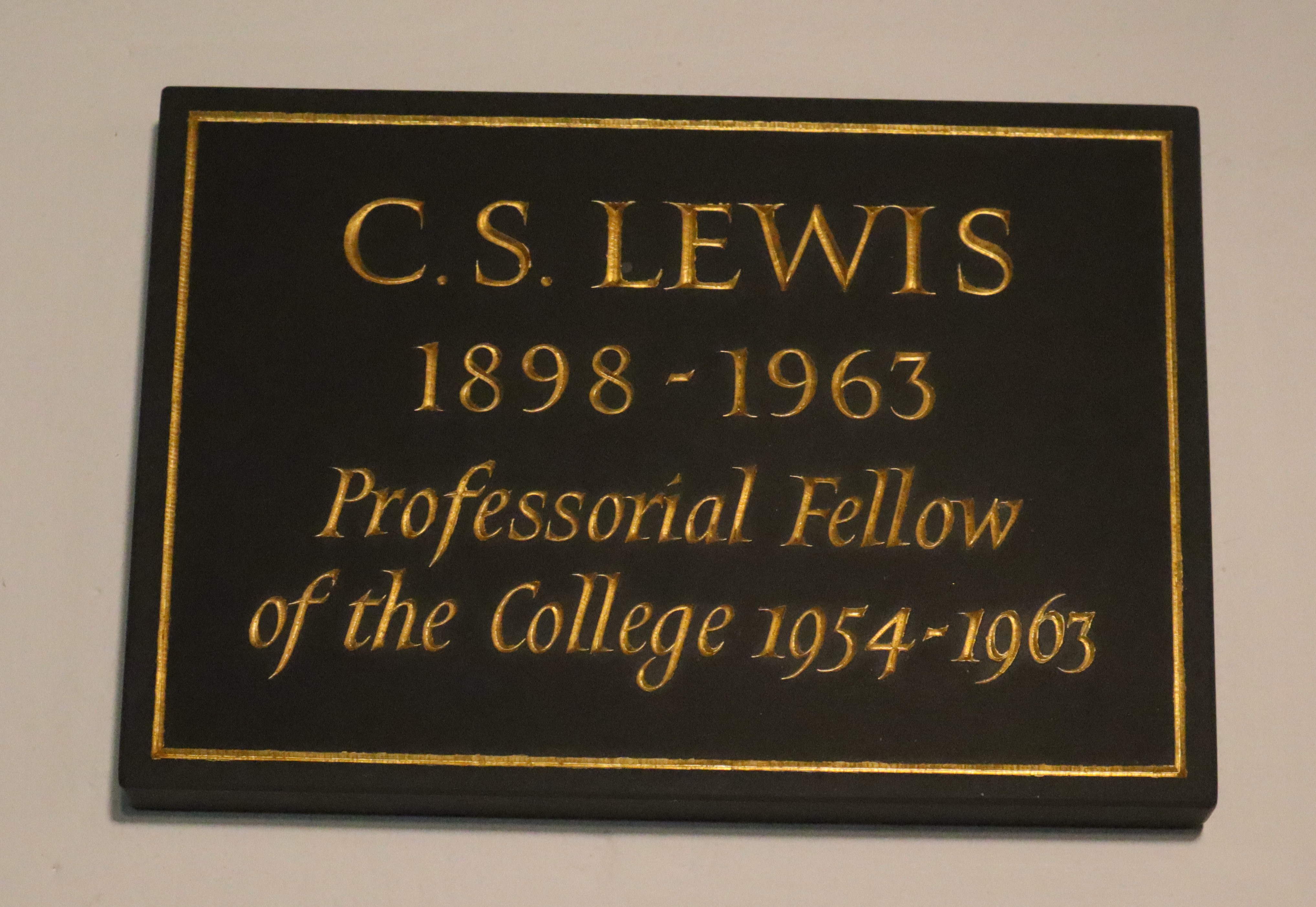 chapel-c.s.-lewis-memorial-1