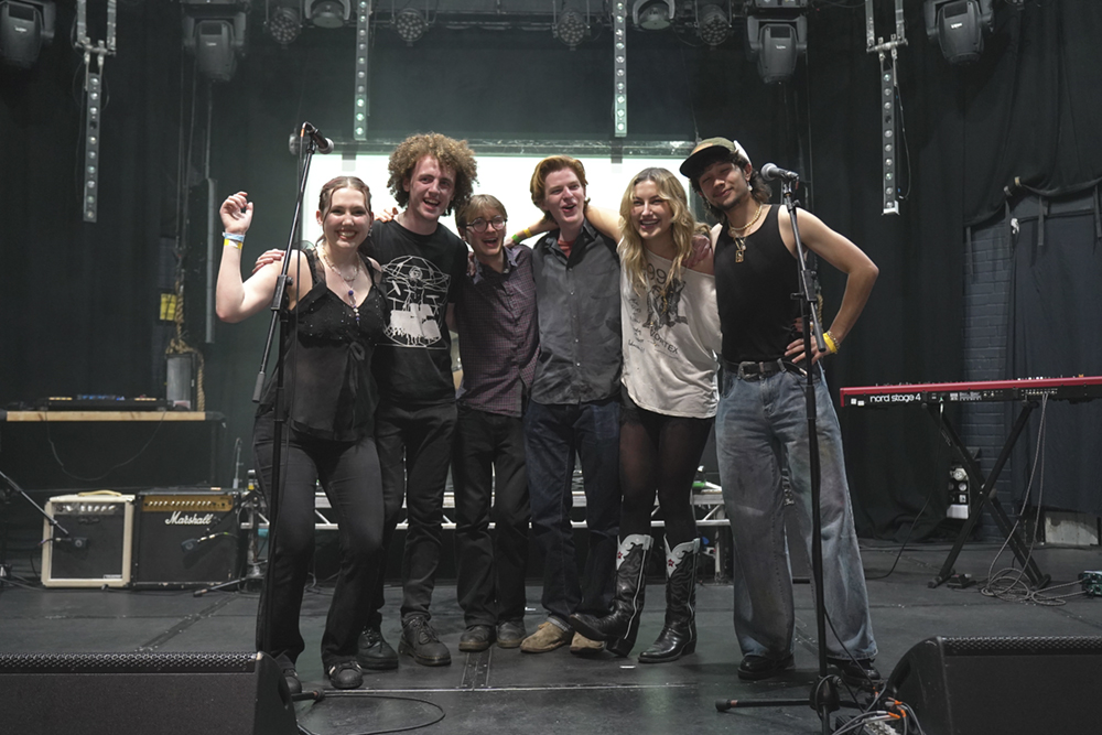 iona_luke_and_band_tittb_c_chris_loades_1000