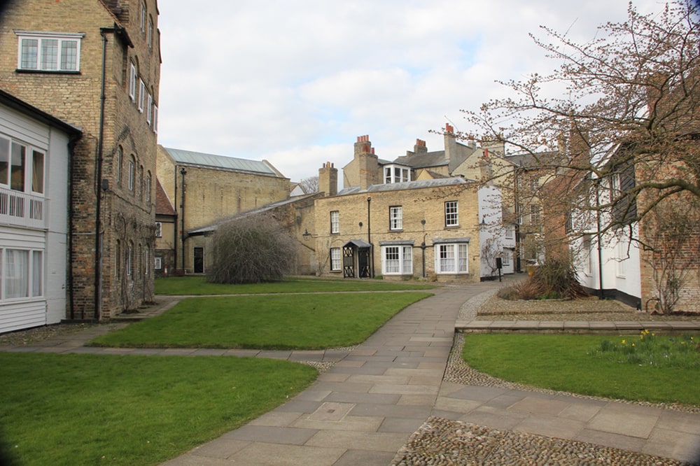 Mallory Court